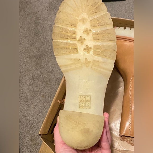 Platform boots - Picture 3 of 4